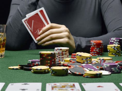 5 well-liked on the web poker family room games
